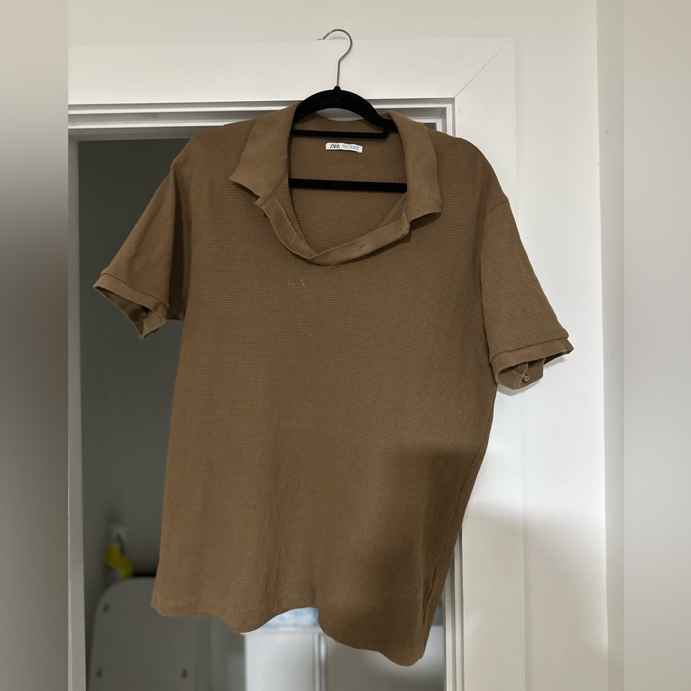 Zara Men’s Collared Waffle Texture Shirt